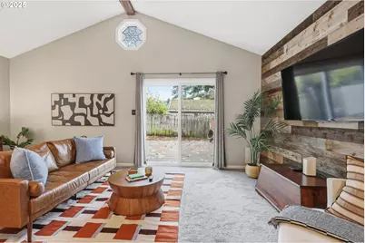3245 NE 108th Ave, Portland, OR 97220 - Photo 18