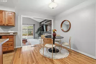 3245 NE 108th Ave, Portland, OR 97220 - Photo 8