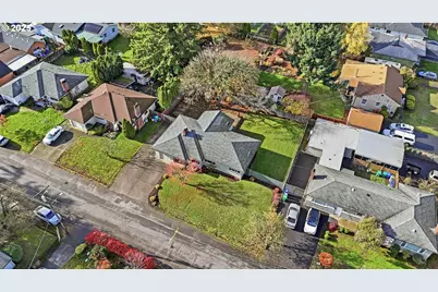 3245 NE 108th Ave, Portland, OR 97220 - Photo 46