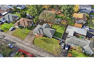 3245 NE 108th Ave, Portland, OR 97220 - Photo 46