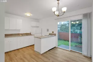 718 9th St, Oregon City, OR 97045 - Photo 14