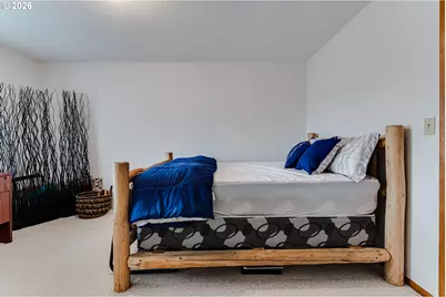 4608 Holly St, Springfield, OR 97478 - Photo 18