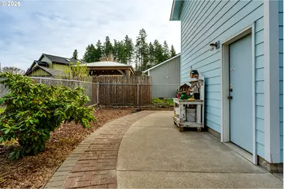 4608 Holly St, Springfield, OR 97478 - Photo 30