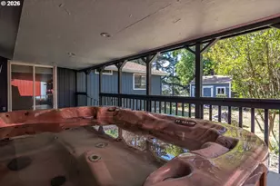 110 NE Kirby Ave, Roseburg, OR 97470 - Photo 10