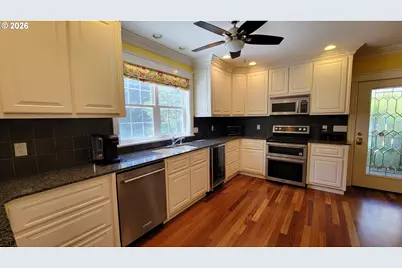 83160 Clear Lake Rd, Florence, OR 97439 - Photo 8
