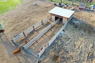 4664 N Mckay Rd, Prineville, OR 97754 - Photo 38