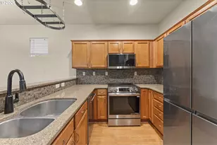 3527 SE San Marino Ave, Hillsboro, OR 97123 - Photo 22