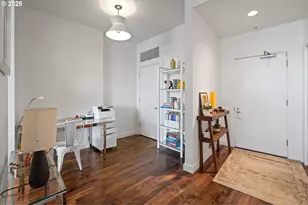 949 NW Overton St, Portland, OR 97209 - Photo 6