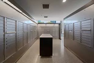 949 NW Overton St, Portland, OR 97209 - Photo 40