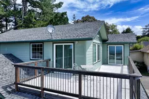 730 Pacific Ave, Brookings, OR 97415 - Photo 32