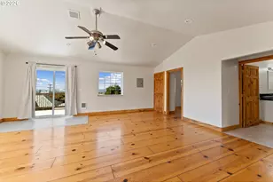 730 Pacific Ave, Brookings, OR 97415 - Photo 20