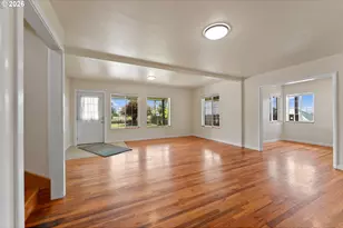 730 Pacific Ave, Brookings, OR 97415 - Photo 8