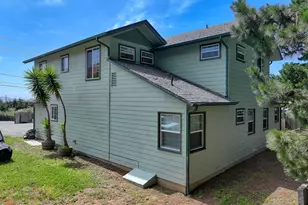 730 Pacific Ave, Brookings, OR 97415 - Photo 6