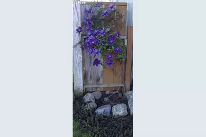 273 Crest Dr, Myrtle Creek, OR 97457 - Photo 24