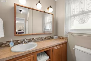 1831 NE 142nd Ave, Portland, OR 97230 - Photo 20