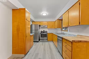 16600 SW Florence St, Beaverton, OR 97078 - Photo 12