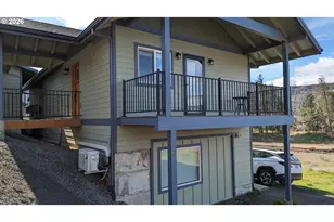 222 Washington St, Lyle, WA 98635 - Photo 6