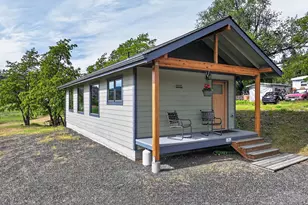 222 Washington St, Lyle, WA 98635 - Photo 2