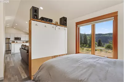 222 Washington St, Lyle, WA 98635 - Photo 30