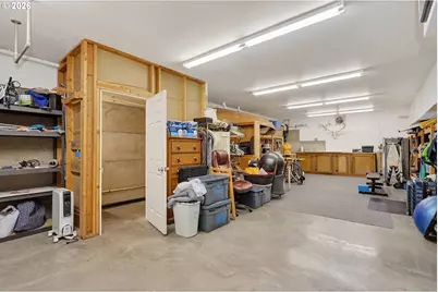 222 Washington St, Lyle, WA 98635 - Photo 36