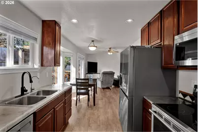 76554 Bobbe Way, Oakridge, OR 97463 - Photo 10