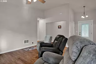 76554 Bobbe Way, Oakridge, OR 97463 - Photo 40