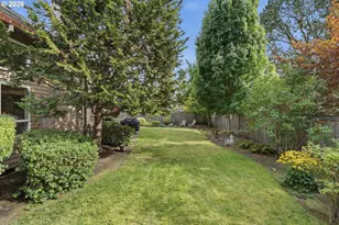 2383 NE Jamie Dr, Hillsboro, OR 97124 - Photo 40