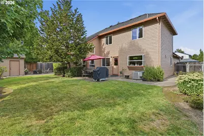 2383 NE Jamie Dr, Hillsboro, OR 97124 - Photo 36
