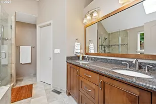 2383 NE Jamie Dr, Hillsboro, OR 97124 - Photo 18
