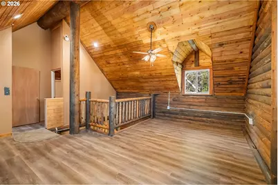 52633 McKenzie Hwy, Blue River, OR 97413 - Photo 22