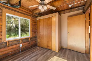 52633 McKenzie Hwy, Blue River, OR 97413 - Photo 16