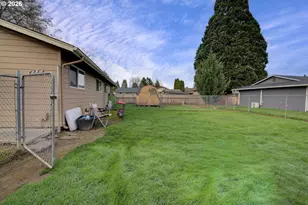 908 NE 1st Ave, Battle Ground, WA 98604 - Photo 10