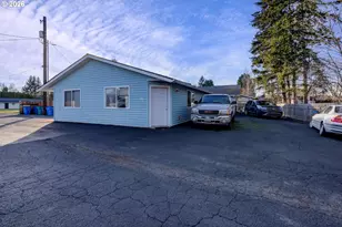 908 NE 1st Ave, Battle Ground, WA 98604 - Photo 18