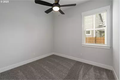 15229 SE Towers Ter, Milwaukie, OR 97267 - Photo 20