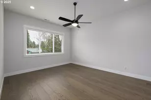 15229 S E Towers Ter, Milwaukie, OR 97267 - Photo 14