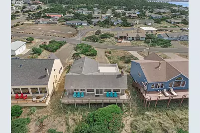 1310 NW Oceania Dr, Waldport, OR 97394 - Photo 6