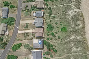 1310 NW Oceania Dr, Waldport, OR 97394 - Photo 4
