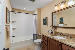 4624 SE Taylor St, Portland, OR 97215 - Photo 28