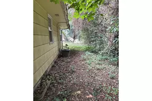1445 SE Maple St, Milwaukie, OR 97267 - Photo 2