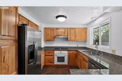 4029 Josh St, Eugene, OR 97402 - Photo 10
