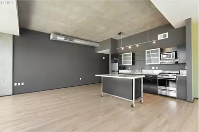 1410 NW Kearney St #1026, Portland, OR 97209 - Photo 12