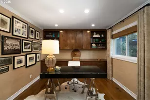 722 SW Westwood Dr, Portland, OR 97239 - Photo 6