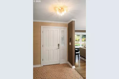 722 SW Westwood Dr, Portland, OR 97239 - Photo 4