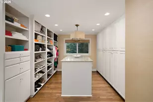 722 SW Westwood Dr, Portland, OR 97239 - Photo 22