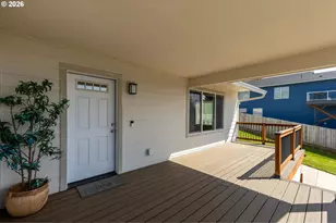 9 Curtis, Longview, WA 98632 - Photo 2