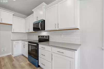 620 E Fourth St, Yamhill, OR 97148 - Photo 14