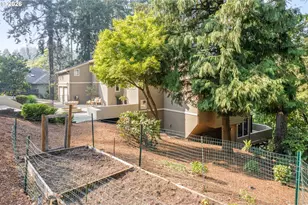 3965 Spring Blvd, Eugene, OR 97405 - Photo 46