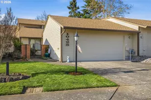 10425 SW Greenleaf Terrace, Tigard, OR 97224 - Photo 1