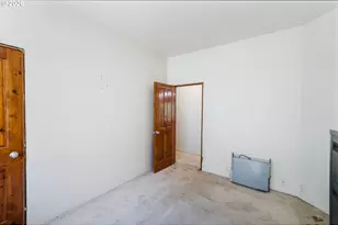 2755 E 38th Ave, Eugene, OR 97405 - Photo 18