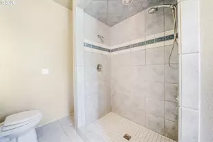 2755 E 38th Ave, Eugene, OR 97405 - Photo 28
